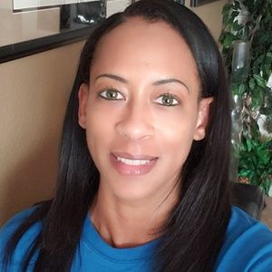 Meet your Posher, Veronica